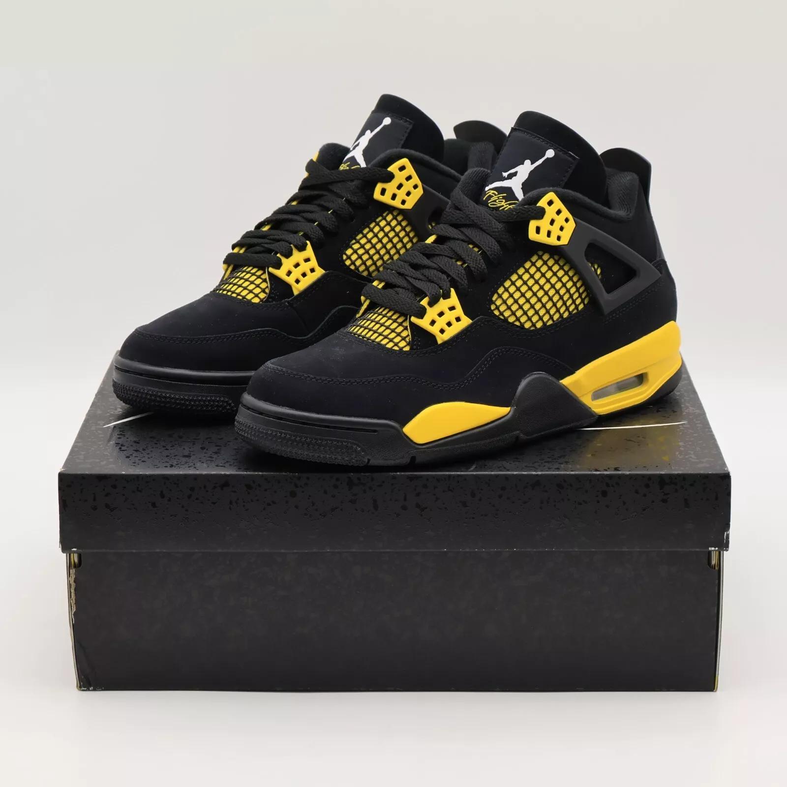 DH6927-017 Nike Air Jordan 4 Retro Thunder Lightning Чорний Тур Жовтий Золотий US 5
DH6927-017 Nike Air Jordan 4 Retro Thunder Lightning Чорний Тур Жовтий Золотий US 5