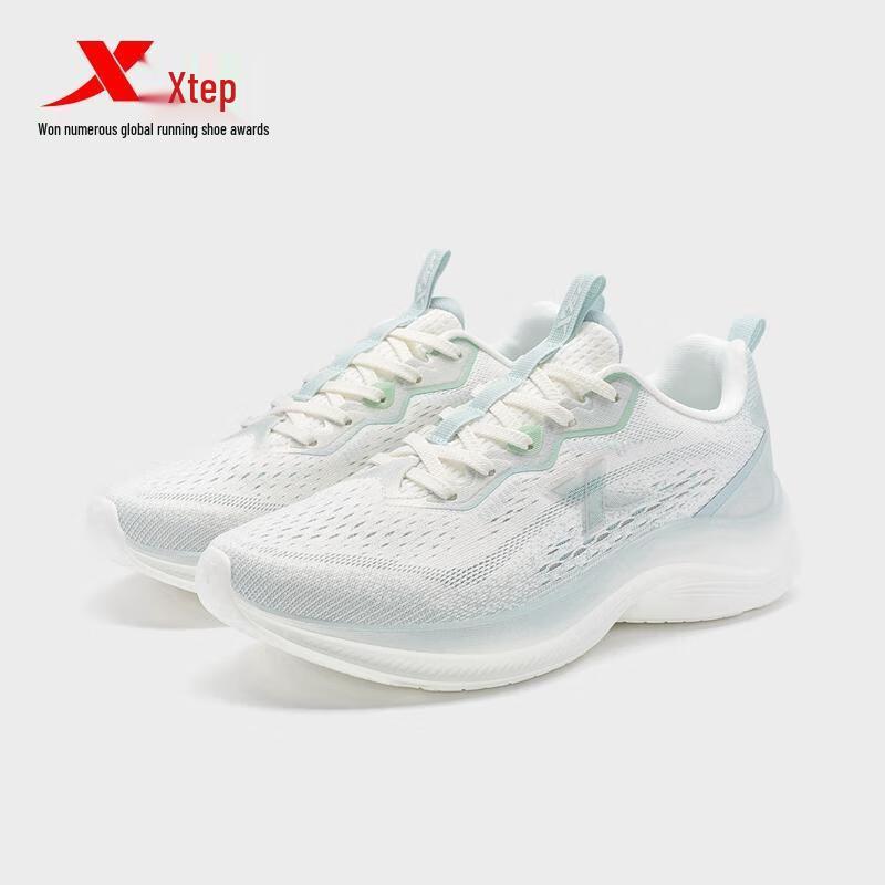 XTEP Lightweight Breathable Mesh Running Shoes EUR 36
XTEP Lightweight Breathable Mesh Running Shoes EUR 36