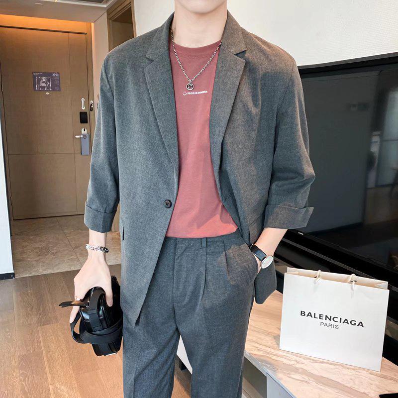 Мужской модный легкий пиджак свободного кроя в корейском стиле для весны и лета XL
Мужской модный легкий пиджак свободного кроя в корейском стиле для весны и лета XL