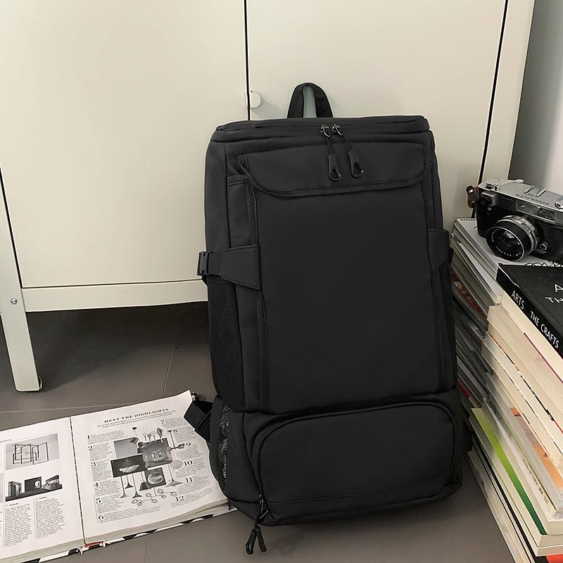 Рюкзак для активного отдыха Водонепроницаемая дорожная сумка Мужской рюкзак большой вместимости Студенческий школьный рюкзак чёрный
Рюкзак для активного отдыха Водонепроницаемая дорожная сумка Мужской рюкзак большой вместимости Студенческий школьный рюкзак чёрный