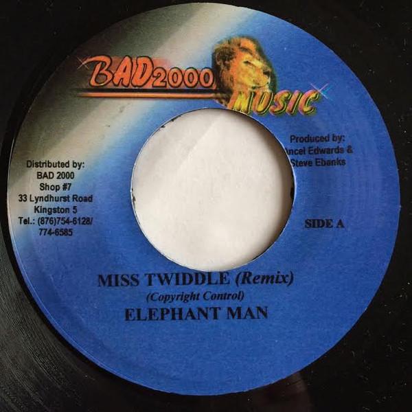 7inch Record ELEPHANT MAN - Miss Twiddle (Remix) NONE Bad 2000 Music Jamaica Reggae, Ska & Dub Used
7inch Record ELEPHANT MAN - Miss Twiddle (Remix) NONE Bad 2000 Music Jamaica Reggae, Ska & Dub Used