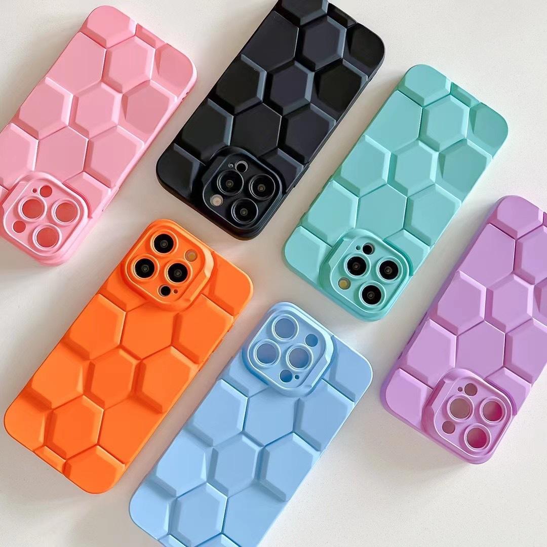 Three-dimensional Football Pattern Suitable for Ip16pm Phone Case, Liquid Skin Feel Spray Oil Apple 15pm Diamond-shaped Full Cover Protective Case Apple X
Three-dimensional Football Pattern Suitable for Ip16pm Phone Case, Liquid Skin Feel Spray Oil Apple 15pm Diamond-shaped Full Cover Protective Case Apple X