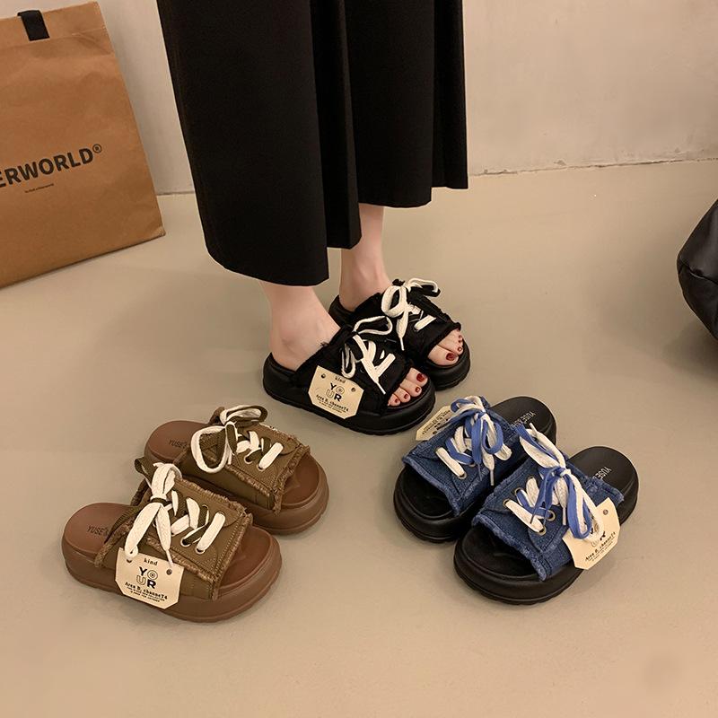 Slippers women s summer new personalized smiley face thick-soled canvas one-word color small fresh sandals 35
Slippers women s summer new personalized smiley face thick-soled canvas one-word color small fresh sandals 35