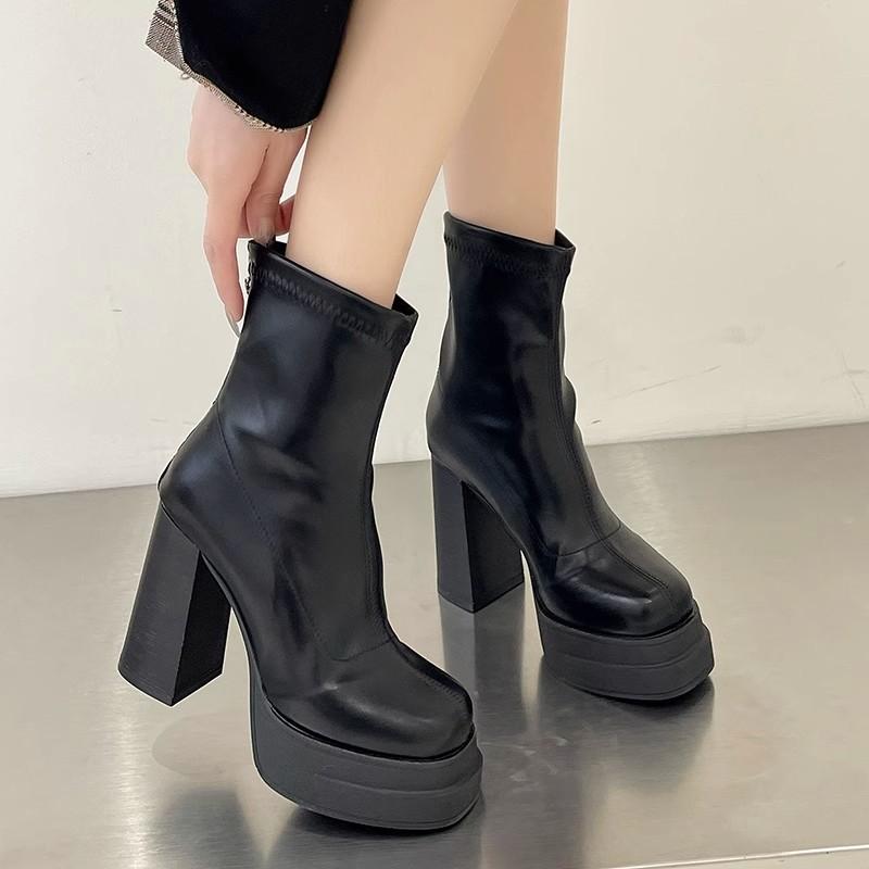 British style early spring 2024 new super high heel fashion boots Korean version fashion thick heel non-slip rear zipper short boots 35
British style early spring 2024 new super high heel fashion boots Korean version fashion thick heel non-slip rear zipper short boots 35