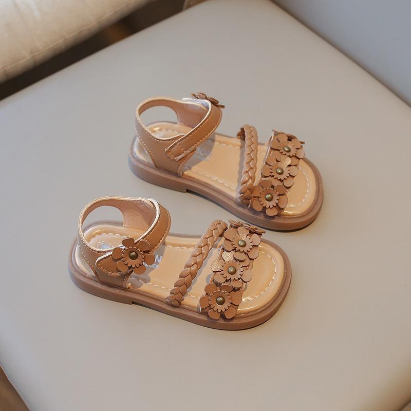 New Summer Woven Girls Sandals, Floral Princess Shoes, Soft Sole Beach Sandals for School-age Girls 31 хакі
New Summer Woven Girls Sandals, Floral Princess Shoes, Soft Sole Beach Sandals for School-age Girls 31 хакі