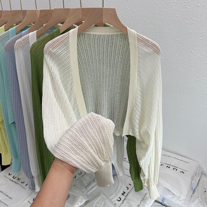 Women s Autumn Loose Knit Cardigan - Lightweight Sun Protection Shrug with Lantern Sleeves One Size абрикосовый
Women s Autumn Loose Knit Cardigan - Lightweight Sun Protection Shrug with Lantern Sleeves One Size абрикосовый