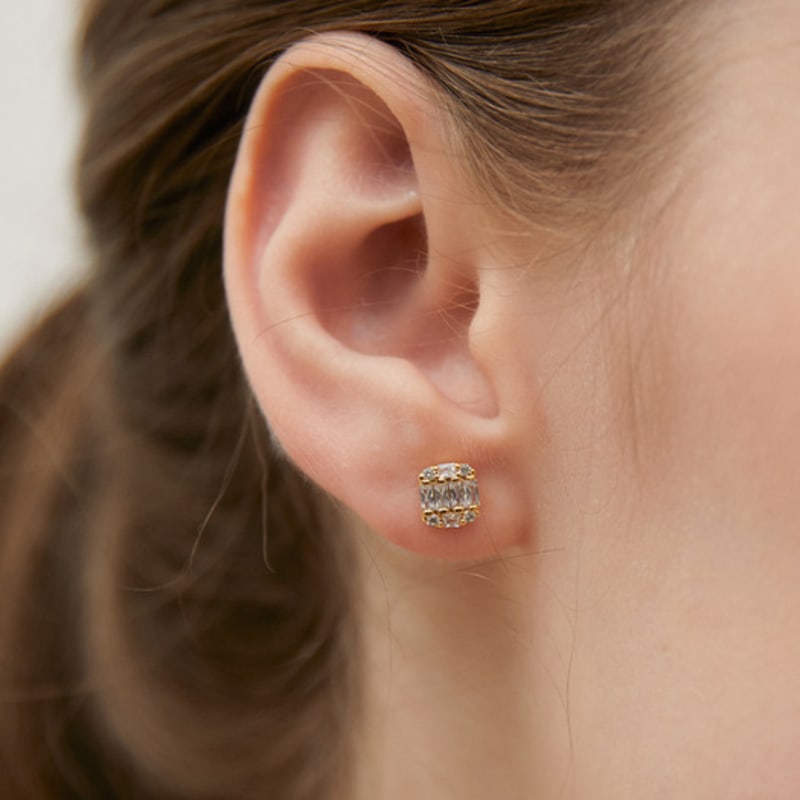 TATIANA (925 Silver) Glint Box Earrings EC3150 Gold Plated
TATIANA (925 Silver) Glint Box Earrings EC3150 Gold Plated