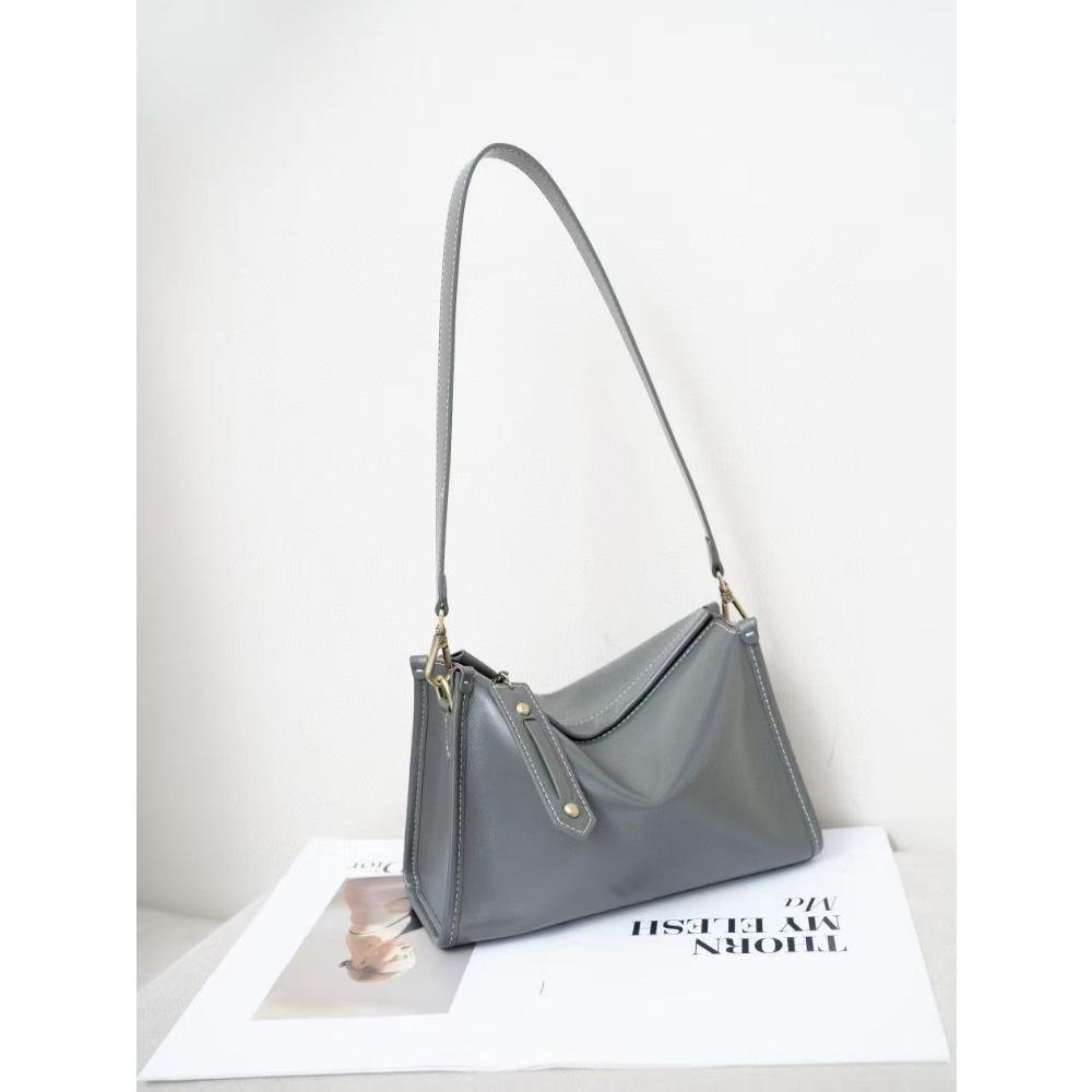 Универсальная женская сумка из коровьей кожи, сумка через плечо на одно плечо, простая женская сумка, квадратная сумка на молнии, сумка из натуральной кожи серый
Универсальная женская сумка из коровьей кожи, сумка через плечо на одно плечо, простая женская сумка, квадратная сумка на молнии, сумка из натуральной кожи серый