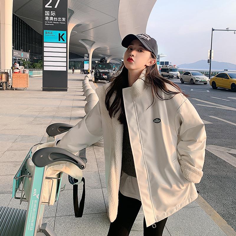 PU Cotton Jacket Female Winter Student 2025 Popular High-end Padded Jacket Couple Padded Jacket Wearing Lamb Wool Jacket On Both Sides XXL білий
PU Cotton Jacket Female Winter Student 2025 Popular High-end Padded Jacket Couple Padded Jacket Wearing Lamb Wool Jacket On Both Sides XXL білий