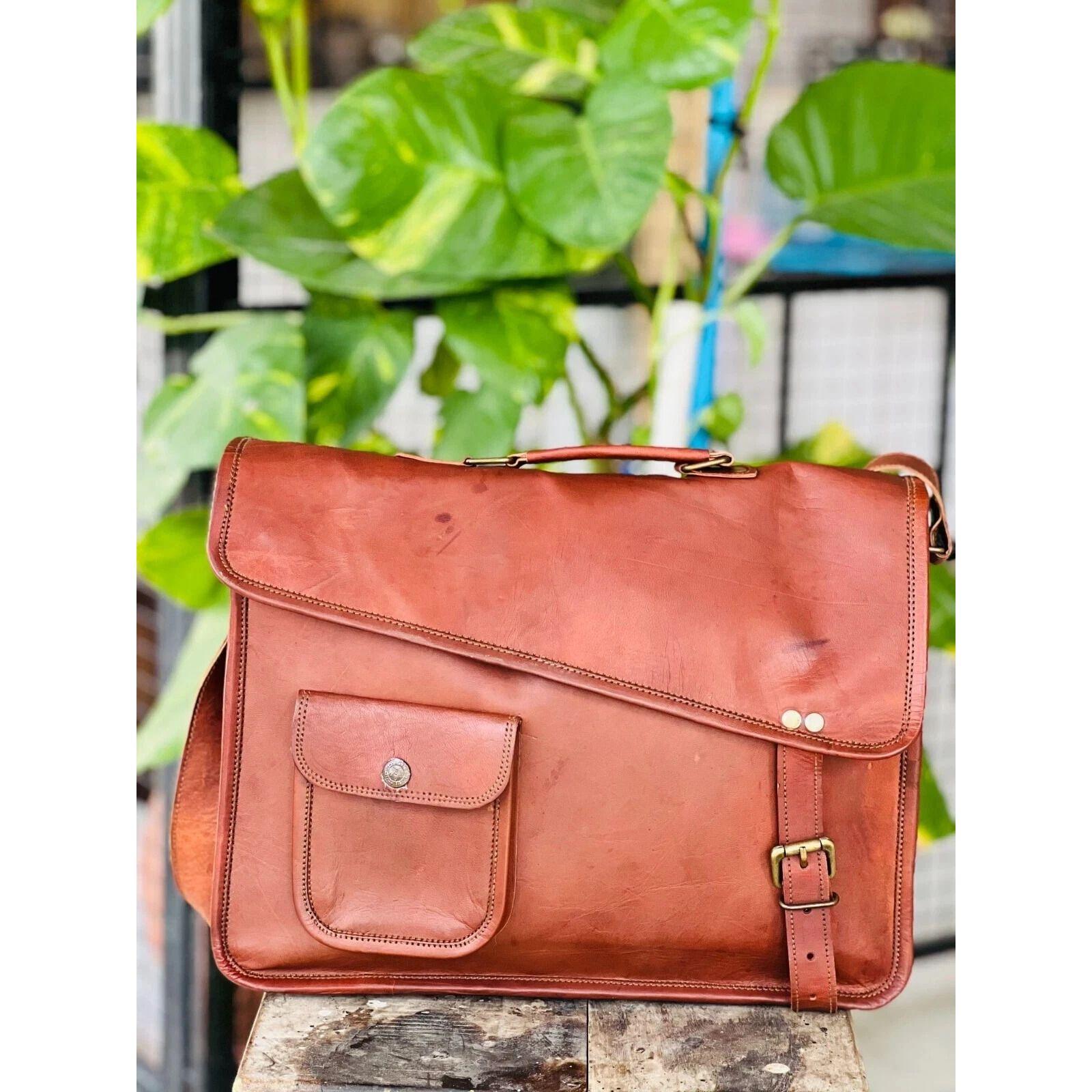 Handmade Aprove Leather Vintage Laptop Messenger Briefcase Bag Satchel 15 x 11 x 4 in коричневий
Handmade Aprove Leather Vintage Laptop Messenger Briefcase Bag Satchel 15 x 11 x 4 in коричневий