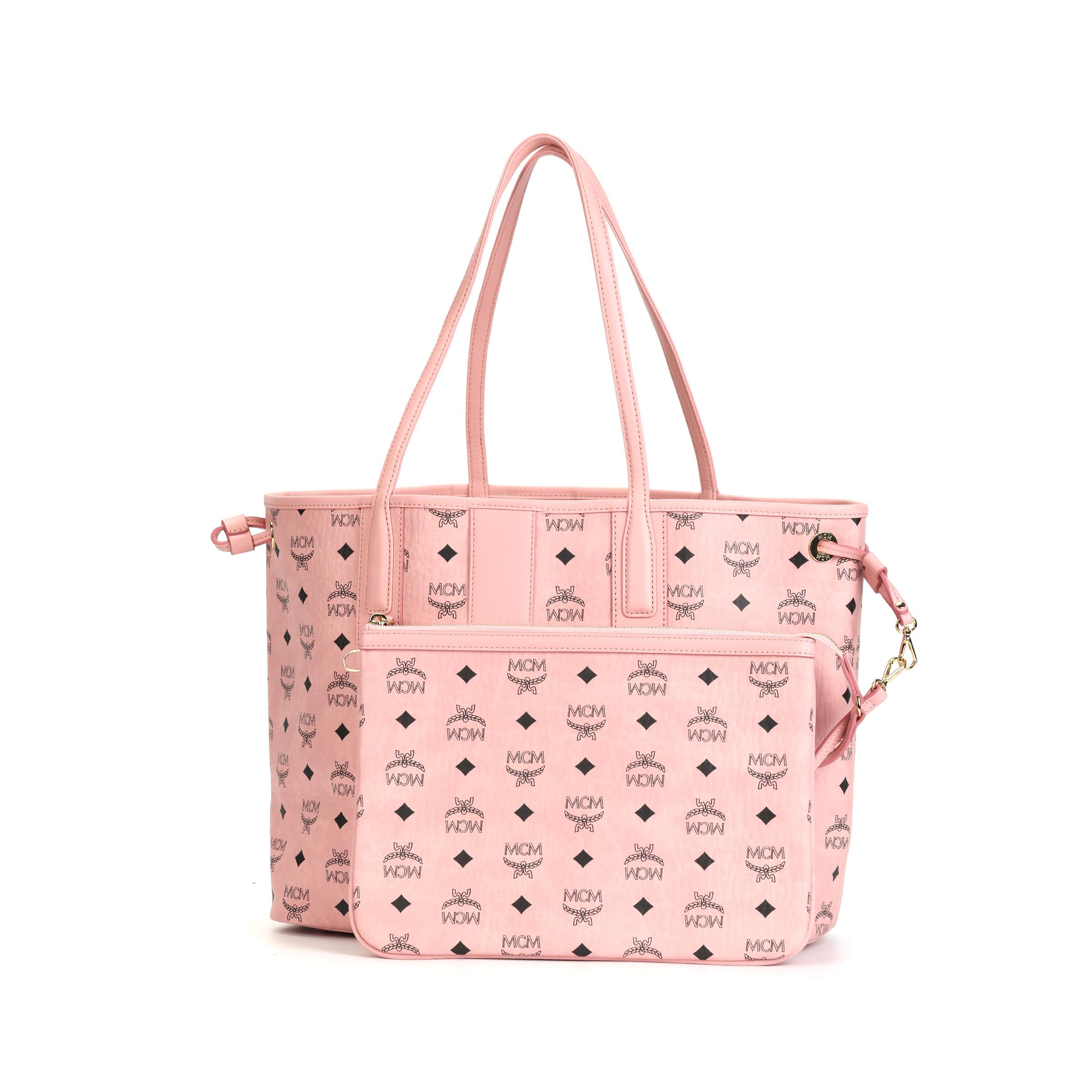 MCM Liz Allover Logo Tote Bag Women tote bags Peach-Pink MWPFSLR03PZ001 Basic Set (Bag+Dust Bag)
MCM Liz Allover Logo Tote Bag Women tote bags Peach-Pink MWPFSLR03PZ001 Basic Set (Bag+Dust Bag)