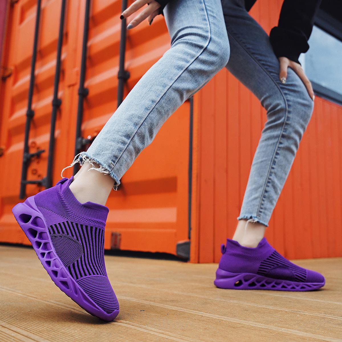 New comfortable and breathable lightweight sports fly-woven socks and shoes, the source volume can be discussed 36 темно-фиолетовый
New comfortable and breathable lightweight sports fly-woven socks and shoes, the source volume can be discussed 36 темно-фиолетовый
