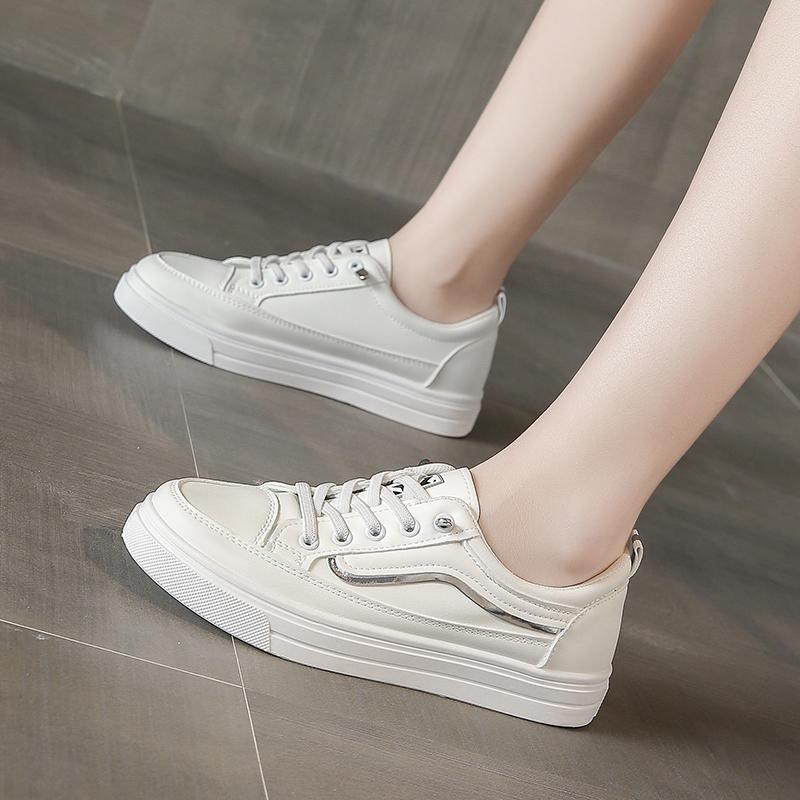 Spring Classic Casual Women s Shoes New Solid Color Low-top Lace-up Women s Shoes Breathable and Versatile Single Shoes 36
Spring Classic Casual Women s Shoes New Solid Color Low-top Lace-up Women s Shoes Breathable and Versatile Single Shoes 36