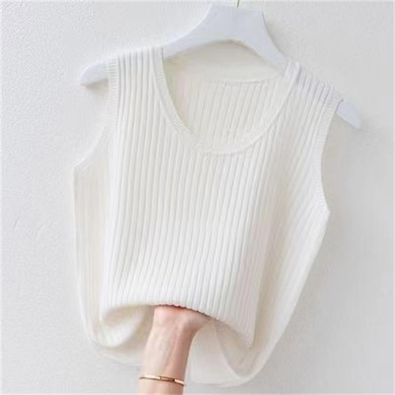 Plus Size Women s Ice Silk Spaghetti Strap Tank Top - Summer Korean Style Sleeveless Knit Base Layer S (suggested 80-100 jin)
Plus Size Women s Ice Silk Spaghetti Strap Tank Top - Summer Korean Style Sleeveless Knit Base Layer S (suggested 80-100 jin)