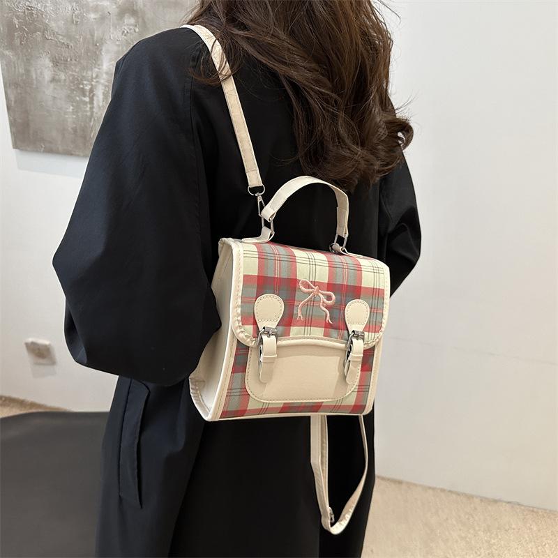 2025 new casual versatile women s backpack large capacity simple fashion contrasting color mini portable schoolbag рожевий
2025 new casual versatile women s backpack large capacity simple fashion contrasting color mini portable schoolbag рожевий