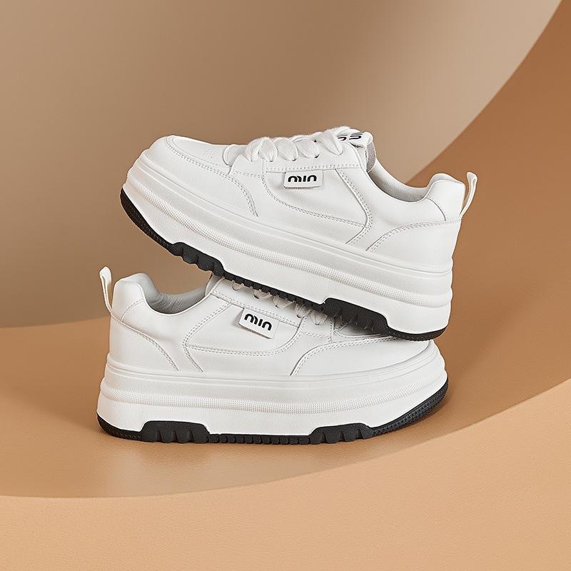 Thick-soled soft leather little white shoes women s 2025 new versatile lightweight soft-soled heightening casual women s shoes lace-up sports board 35 красный
Thick-soled soft leather little white shoes women s 2025 new versatile lightweight soft-soled heightening casual women s shoes lace-up sports board 35 красный