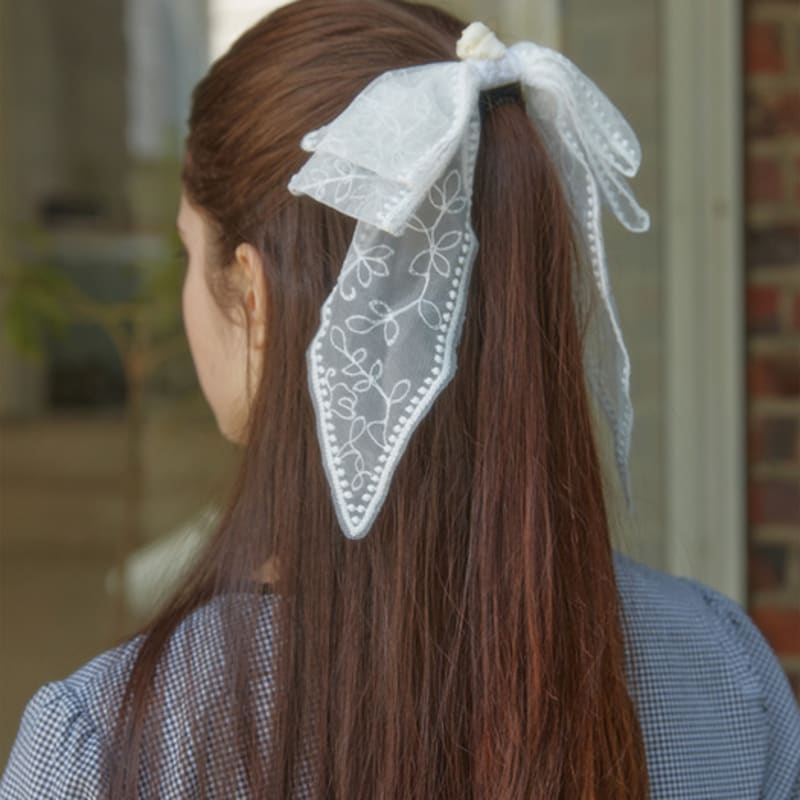 ANOETIC ROSE LACE RIBBON TIE_WHITE WHITE
ANOETIC ROSE LACE RIBBON TIE_WHITE WHITE
