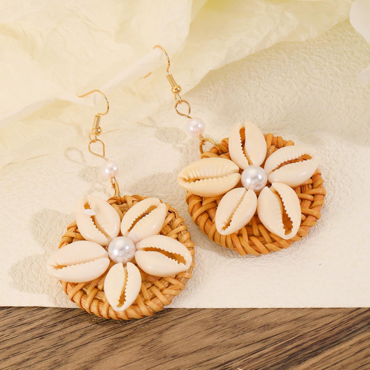 Серьги с летним цветком для женщин в стиле отпуска Dopamine, преувеличенные серьги-звезды, серьги ручной работы из травы Lafite для женщин
Серьги с летним цветком для женщин в стиле отпуска Dopamine, преувеличенные серьги-звезды, серьги ручной работы из травы Lafite для женщин