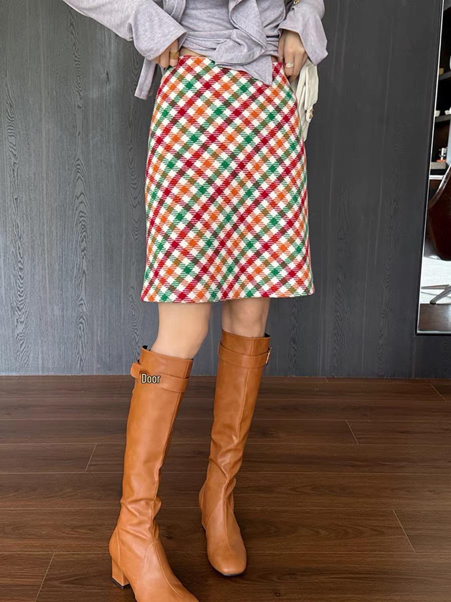 2025 Women s High-Waisted Rainbow Plaid A-Line Skirt - Slimming Wool with Large Hem for a Casual, Versatile Look Medium
2025 Women s High-Waisted Rainbow Plaid A-Line Skirt - Slimming Wool with Large Hem for a Casual, Versatile Look Medium