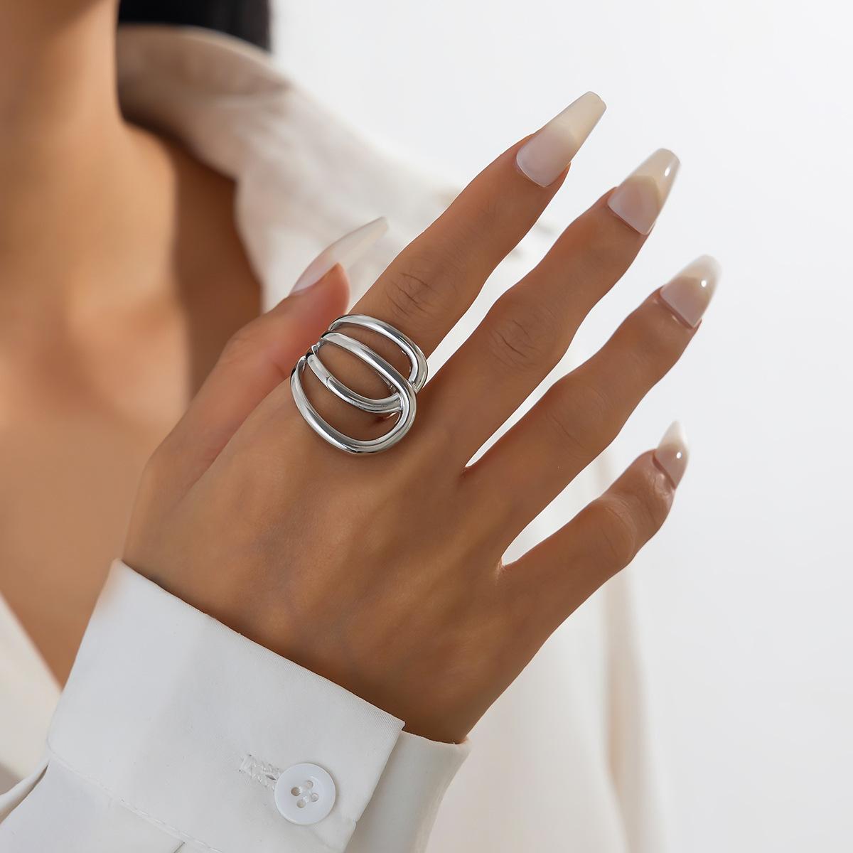 Мода Высокое чувство простоты кольцо легкое роскошное глянцевое геометрическое неправильное кольцо Ins Wind Personality Wind Tide Commuter женские украшения фиолетовый
Мода Высокое чувство простоты кольцо легкое роскошное глянцевое геометрическое неправильное кольцо Ins Wind Personality Wind Tide Commuter женские украшения фиолетовый