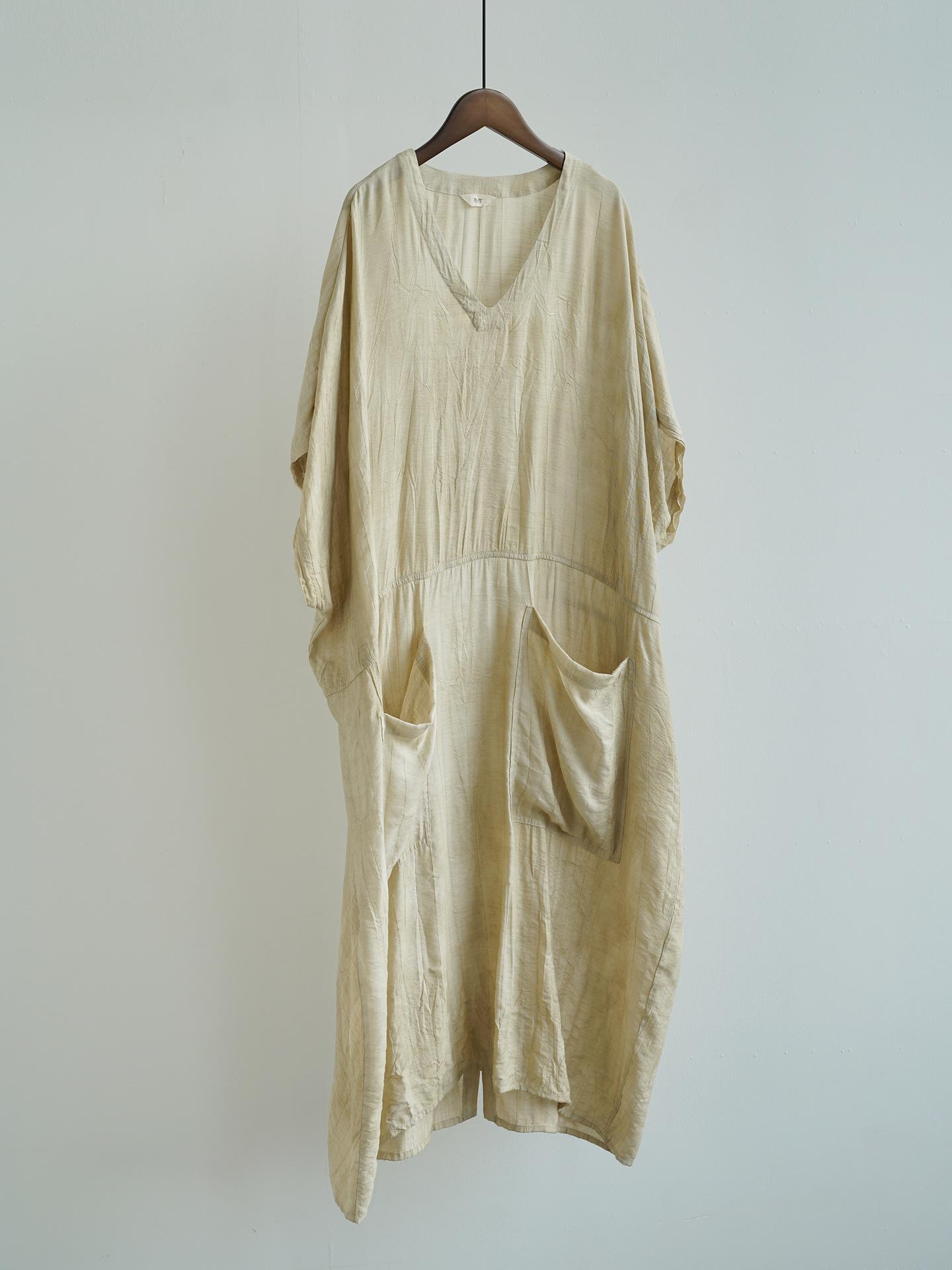 Johnature Women Vintage Dresses V-Neck Bat Sleeve Solid Color Summer Patchwork Pockets Loose Soft Dress One Size бежевый
Johnature Women Vintage Dresses V-Neck Bat Sleeve Solid Color Summer Patchwork Pockets Loose Soft Dress One Size бежевый