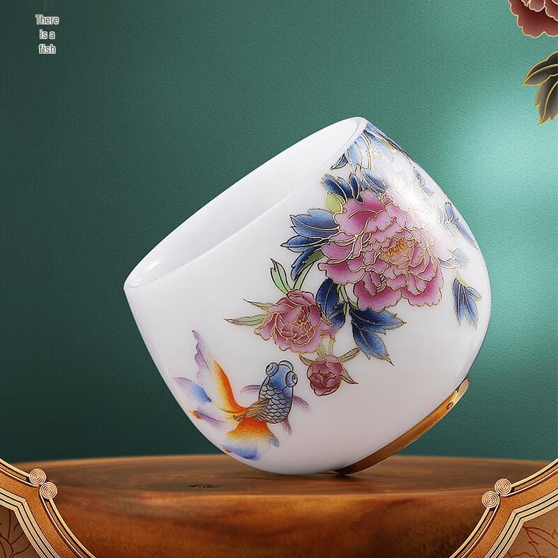 Mutton Fat Jade Porcelain Single Tea Cup
Mutton Fat Jade Porcelain Single Tea Cup