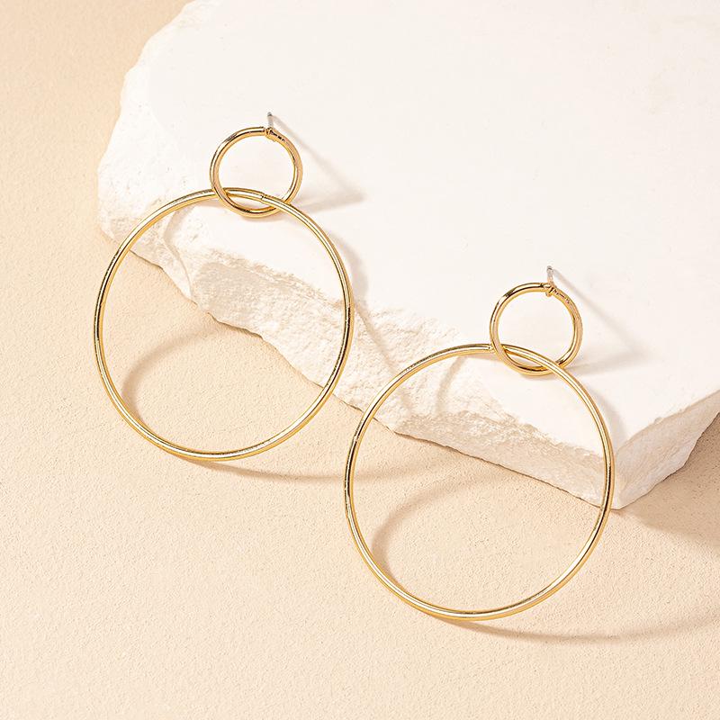 Korean Geometric Circle Earrings - Women s Trendy Minimalist Style, Versatile Round Studs
Korean Geometric Circle Earrings - Women s Trendy Minimalist Style, Versatile Round Studs