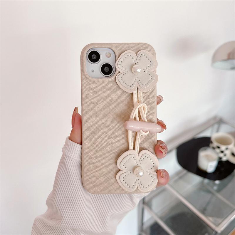 Elegant Flower Pearl Wristband Phone Case for IPhone 15 Pro Max 16 Pro 14 Plus 13 12 11 Luxury Cross Pattern Leather Hard Cover For Iphone16plus
Elegant Flower Pearl Wristband Phone Case for IPhone 15 Pro Max 16 Pro 14 Plus 13 12 11 Luxury Cross Pattern Leather Hard Cover For Iphone16plus