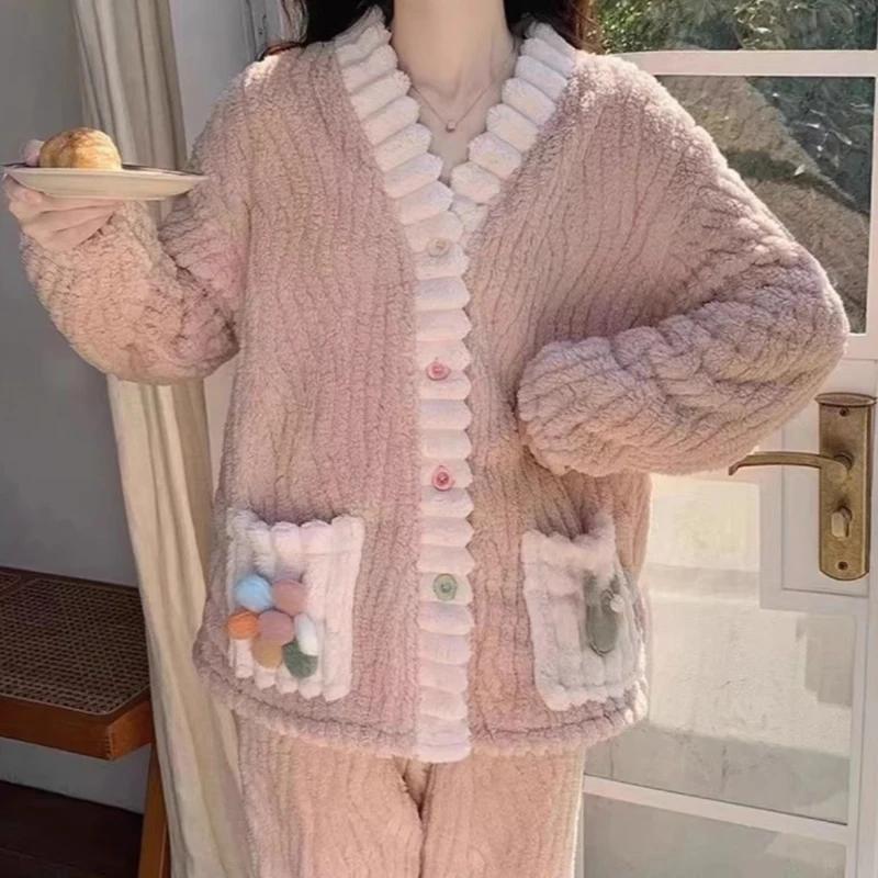 Женский теплый комплект из 2 предметов: свободный кардиган с эластичным поясом и штаны, цветочная бархатная пижама, домашний женский осенне-зимний шерстяной теплый комплект One Size розовый
Женский теплый комплект из 2 предметов: свободный кардиган с эластичным поясом и штаны, цветочная бархатная пижама, домашний женский осенне-зимний шерстяной теплый комплект One Size розовый