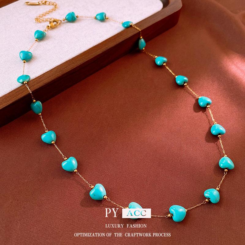 Geometric Retro Necklace - European & American Design, Light Luxury Clavicle Chain, High-End Versatile Jewelry.
Geometric Retro Necklace - European & American Design, Light Luxury Clavicle Chain, High-End Versatile Jewelry.