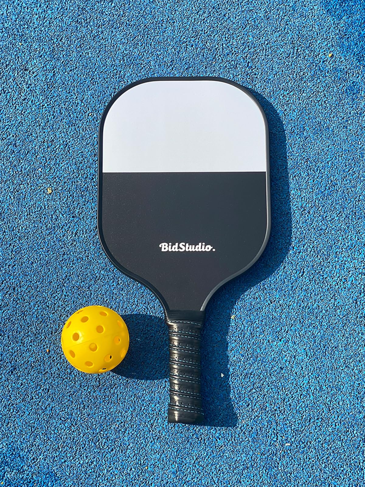 BIDSTUDIO Pickleball Paddle Set, Carbon Fiber, Lightweight (Paddles with Covers)
BIDSTUDIO Pickleball Paddle Set, Carbon Fiber, Lightweight (Paddles with Covers)