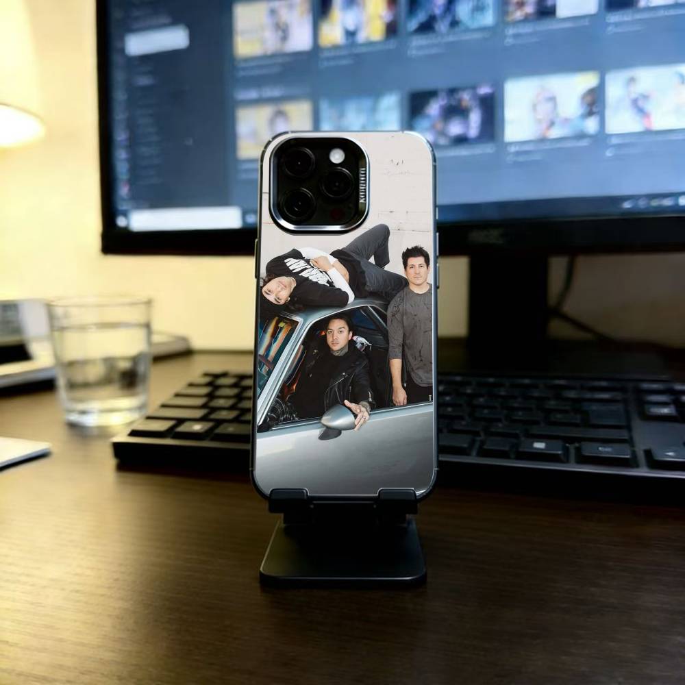 P-Pierce The Veil Band Phone Case For iPhone 17,16,15,14,13,12,11 Plus,Pro Max,XS,Colorful Silver Black Cover iPhone15
P-Pierce The Veil Band Phone Case For iPhone 17,16,15,14,13,12,11 Plus,Pro Max,XS,Colorful Silver Black Cover iPhone15