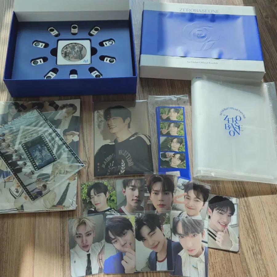 Фан-клуб Zerobaseone 1-й комплект Zerobaseone Zb1 Zero Rose 
Фан-клуб Zerobaseone 1-й комплект Zerobaseone Zb1 Zero Rose