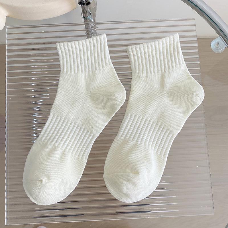 Женские весенне-осенние однотонные хлопковые носки на резинке 1 pair молочный белый
Женские весенне-осенние однотонные хлопковые носки на резинке 1 pair молочный белый