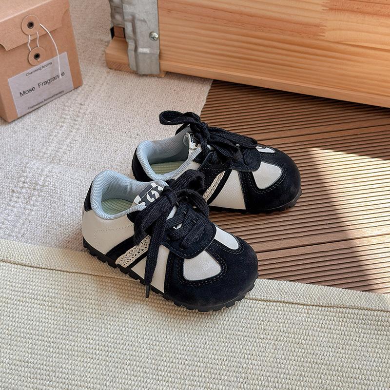 Детские моральные тренировочные кроссовки 2025 весна и осень новые спортивные кроссовки для девочек кеды для мальчиков легкие моральные тренировочные кроссовки модные детские 22
Детские моральные тренировочные кроссовки 2025 весна и осень новые спортивные кроссовки для девочек кеды для мальчиков легкие моральные тренировочные кроссовки модные детские 22