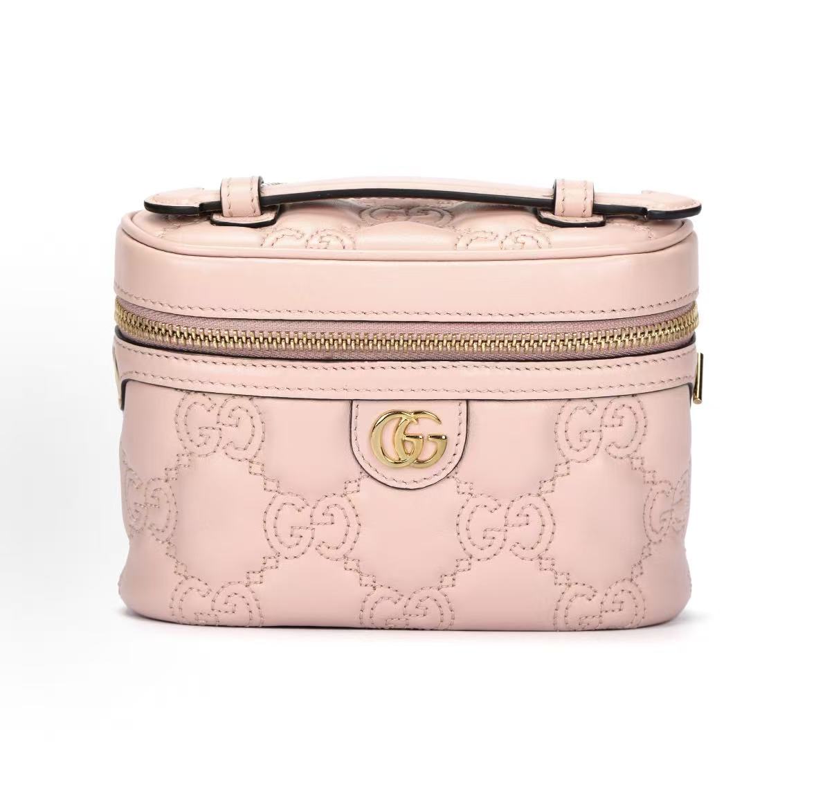 Gucci Gg Matelassé Golden Logo Chain Design Leather Handle Bag Makeup Case Shoulder Bag Mini Female Pink Box(Basic Set+Box) рожевий
Gucci Gg Matelassé Golden Logo Chain Design Leather Handle Bag Makeup Case Shoulder Bag Mini Female Pink Box(Basic Set+Box) рожевий