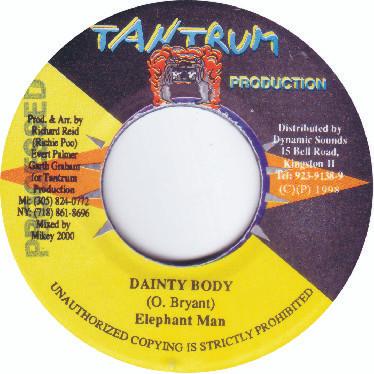 7inch Record ELEPHANT MAN - Dainty Body NONE Tantrum Product 1998 Jamaica Reggae, Ska & Dub Used
7inch Record ELEPHANT MAN - Dainty Body NONE Tantrum Product 1998 Jamaica Reggae, Ska & Dub Used
