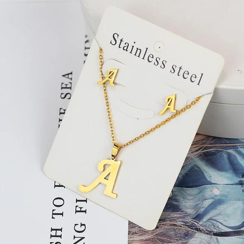 Набор из нержавеющей стали: ожерелье с буквой, браслет, серьги с цирконами для женщин, ожерелье с подвеской в виде буквы алфавита, подарок для вечеринки
Набор из нержавеющей стали: ожерелье с буквой, браслет, серьги с цирконами для женщин, ожерелье с подвеской в виде буквы алфавита, подарок для вечеринки