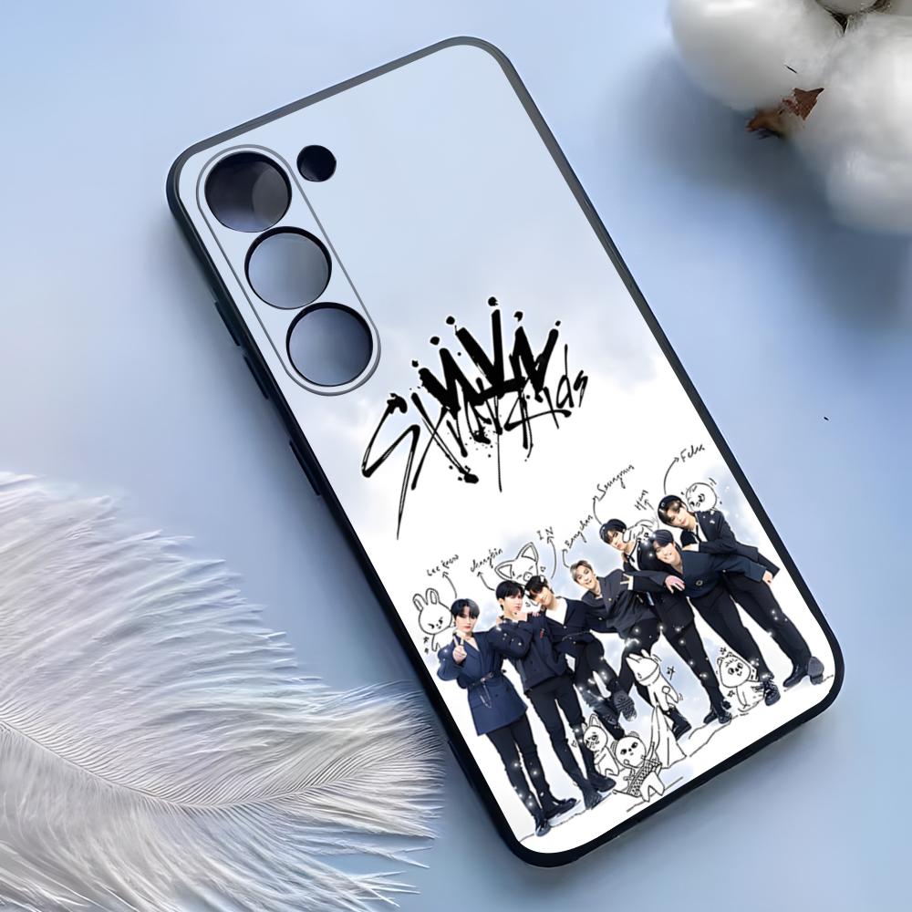 Модний Kpop S-Stray-Kids Чохол для телефону Samsung S25 Ultra S24 S23 S22 S21 S20 Plus Fe Galaxy A54 A53 A34 A25 Силіконовий чохол Samsung S22 Ultra
Модний Kpop S-Stray-Kids Чохол для телефону Samsung S25 Ultra S24 S23 S22 S21 S20 Plus Fe Galaxy A54 A53 A34 A25 Силіконовий чохол Samsung S22 Ultra