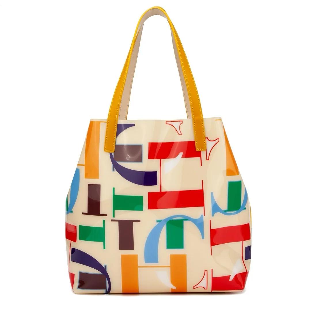 Luxury Brand Large Capacity New Color Classic Flowery Design Ladies Shoulder Bag Letter Printing Trendy Fashion Ladies Bag
Luxury Brand Large Capacity New Color Classic Flowery Design Ladies Shoulder Bag Letter Printing Trendy Fashion Ladies Bag