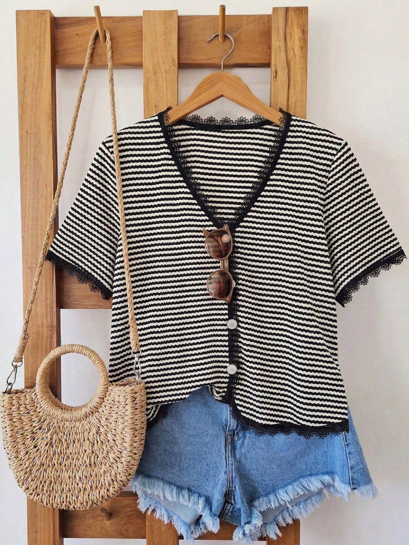In-Stock Plus Size European & American Casual V-Neck Short Sleeve Lace Splicing Women s Summer Clothing 5XL чёрный
In-Stock Plus Size European & American Casual V-Neck Short Sleeve Lace Splicing Women s Summer Clothing 5XL чёрный