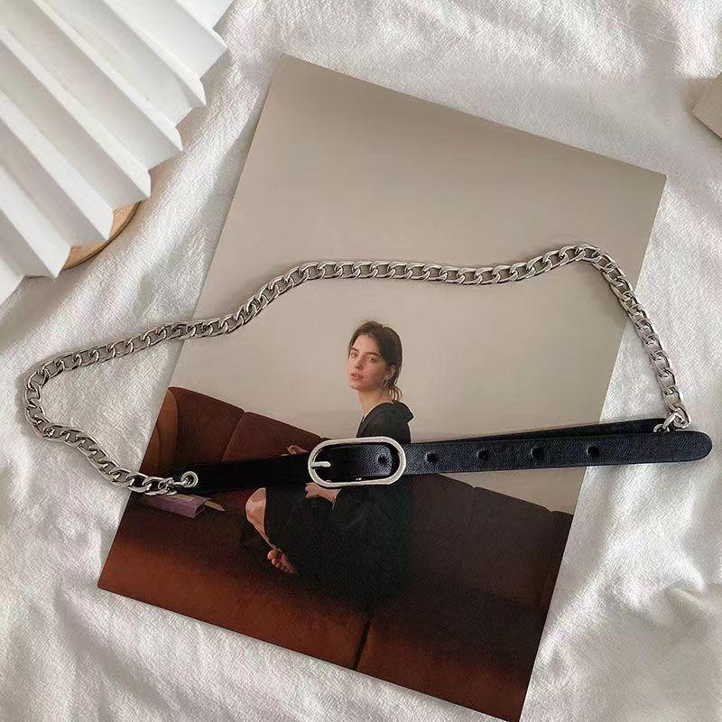 Black Pu Sleek Belt For Women With Fashionforward Chain Design For Skirts And Denim серебряный
Black Pu Sleek Belt For Women With Fashionforward Chain Design For Skirts And Denim серебряный