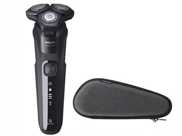 PHILIPS Роторная аккумуляторная электробритва для влажного и сухого бритья серии 5000 с футляром для хранения черного цвета S5588/30 чёрный
PHILIPS Роторная аккумуляторная электробритва для влажного и сухого бритья серии 5000 с футляром для хранения черного цвета S5588/30 чёрный