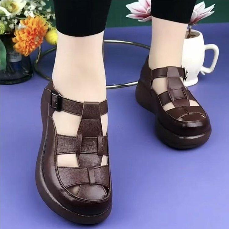 Summer women s sandals 2025 fashion color matching muffin bottom thick sole outer wear lightweight round head flat bottom Roman sandals tide 40 темно-коричневого кольору
Summer women s sandals 2025 fashion color matching muffin bottom thick sole outer wear lightweight round head flat bottom Roman sandals tide 40 темно-коричневого кольору