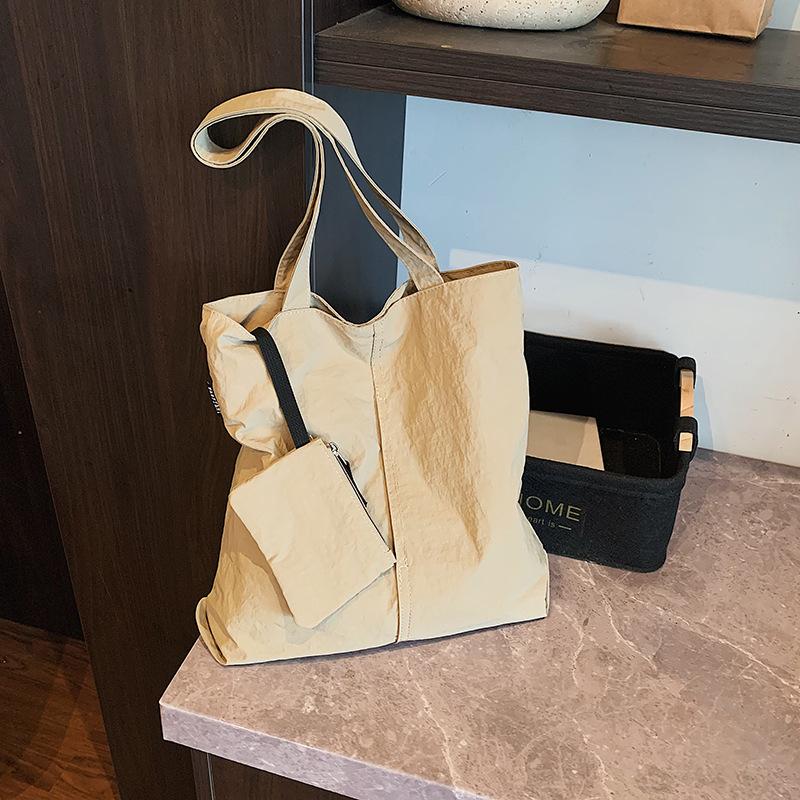 Японская сумка-тоут, повседневная плечевая тканевая сумка, женская нишевая дизайнерская холщовая сумка большой вместимости для поездок на работу, очень большая сумка хаки