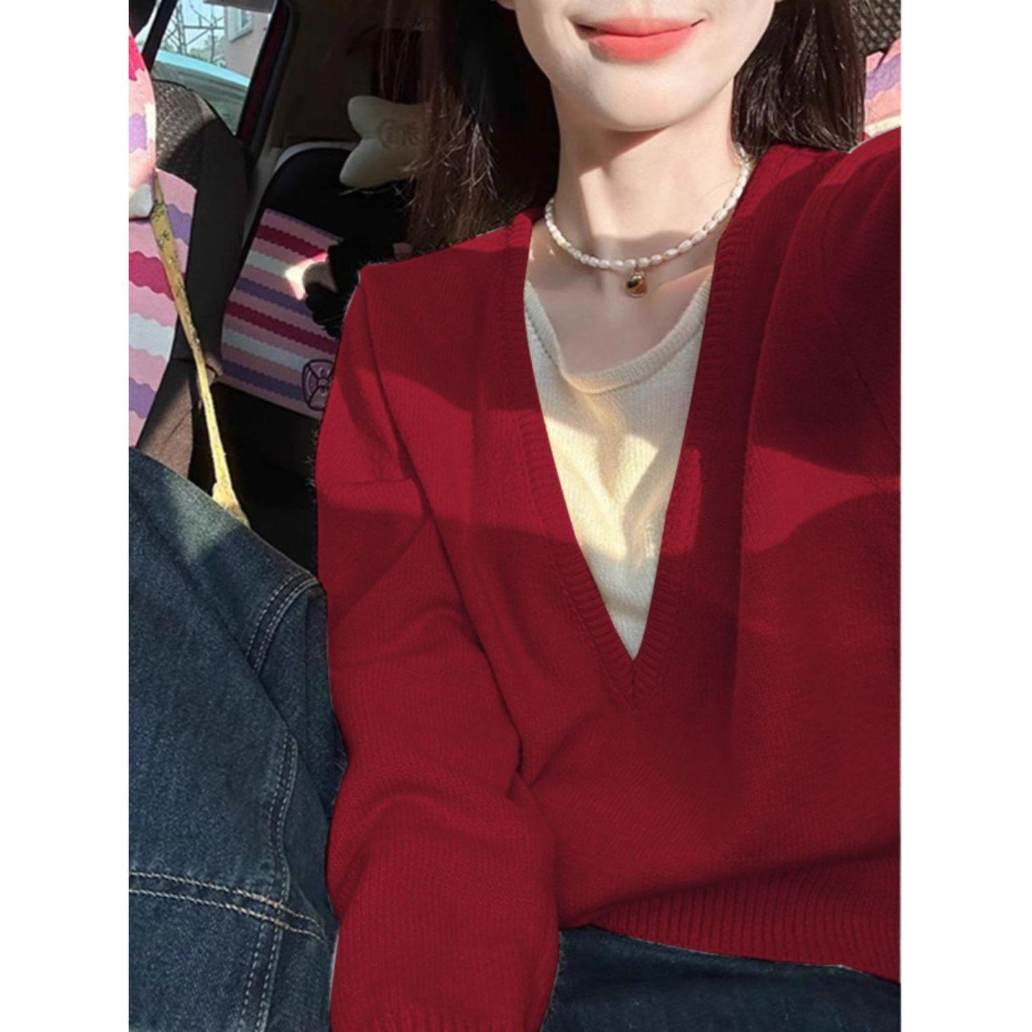 Yellow Spliced V-Neck Color-Block Sweater - Women s Loose Autumn Korean Style Knitted Top One Size
Yellow Spliced V-Neck Color-Block Sweater - Women s Loose Autumn Korean Style Knitted Top One Size