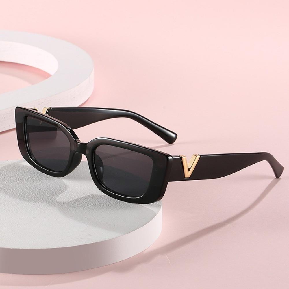 Retro Rectangle Sunglasses Women/Men Unisex with Fashion V-shaped Foots Outdoor Sunshade білий
Retro Rectangle Sunglasses Women/Men Unisex with Fashion V-shaped Foots Outdoor Sunshade білий