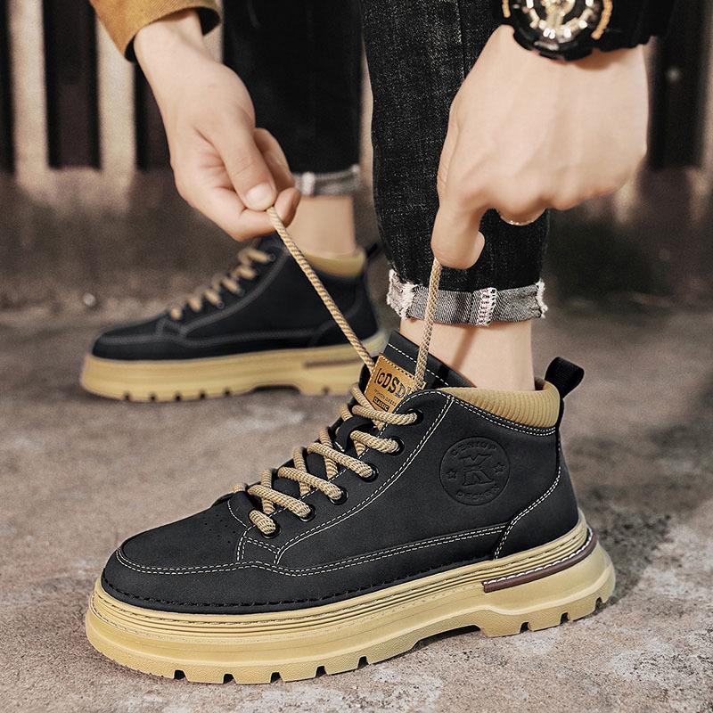 2024 autumn new men s Martin boots outdoor thick-soled wear-resistant tooling boots men s fashion trend casual short boots 44 чорний
2024 autumn new men s Martin boots outdoor thick-soled wear-resistant tooling boots men s fashion trend casual short boots 44 чорний