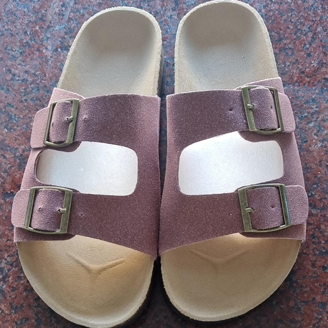 Женские удобные пляжные сандалии с открытым носком, мягкой стелькой, поддержкой свода стопы и регулируемой пряжкой на платформе 43 темно-красного
Женские удобные пляжные сандалии с открытым носком, мягкой стелькой, поддержкой свода стопы и регулируемой пряжкой на платформе 43 темно-красного