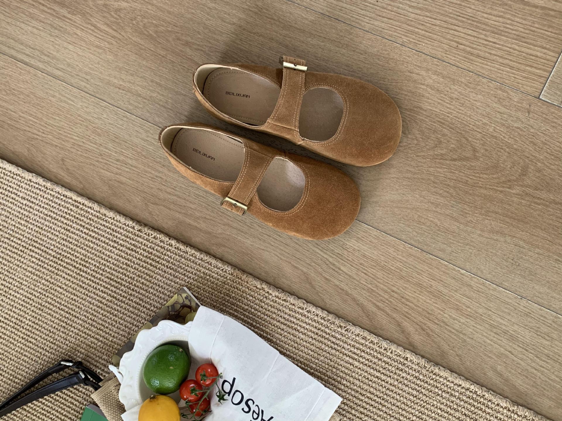 Ретро туфли Birkenstock Doudou на мягкой подошве для женской коллекции весна 2025, новые, с неглубоким вырезом, универсальные, на плоской подошве, с юбкой, туфли Мэри Джейн 35 коричневый
Ретро туфли Birkenstock Doudou на мягкой подошве для женской коллекции весна 2025, новые, с неглубоким вырезом, универсальные, на плоской подошве, с юбкой, туфли Мэри Джейн 35 коричневый